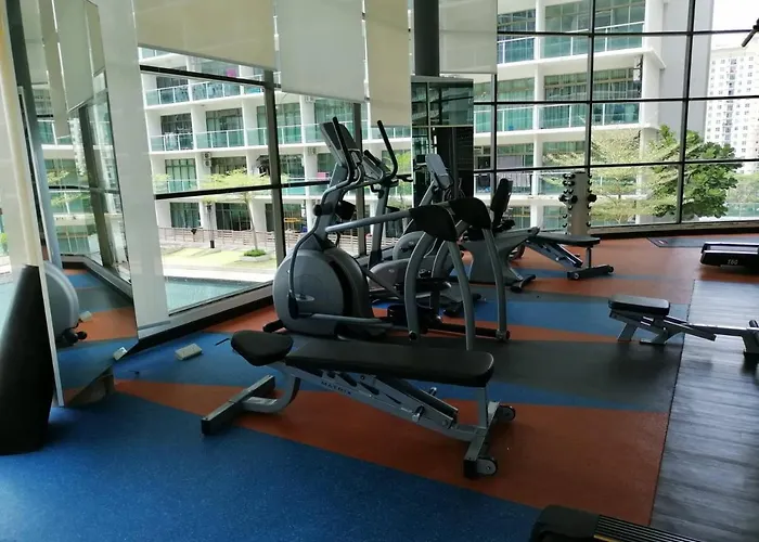 Johor Austin Toppen Romantic 2Pax Wifi Homestay