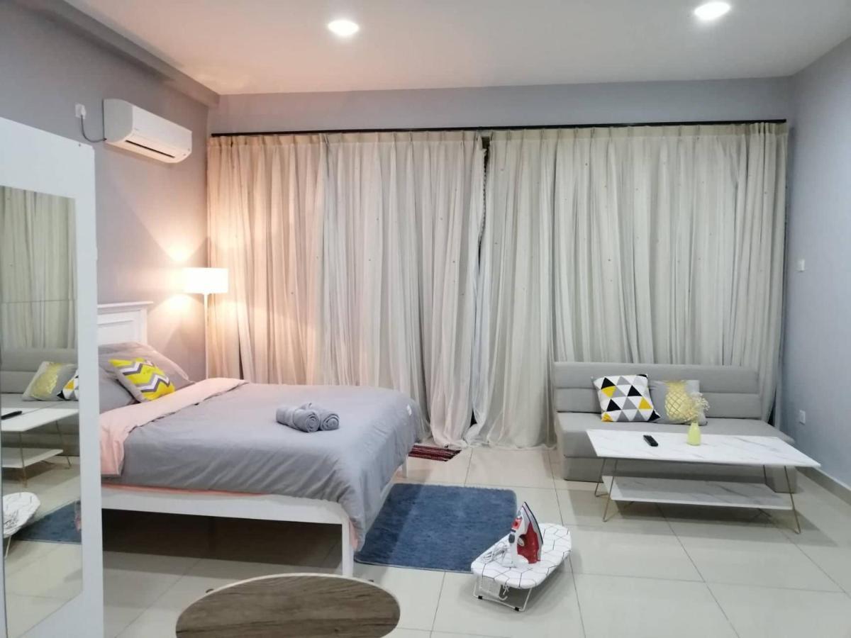 Johor Austin Toppen Romantic 2pax Wifi *